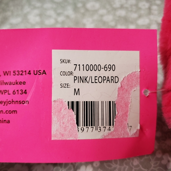 Betsey Johnson Faux Fur Slippers Scuffs *FIRM* - Picture 9 of 10